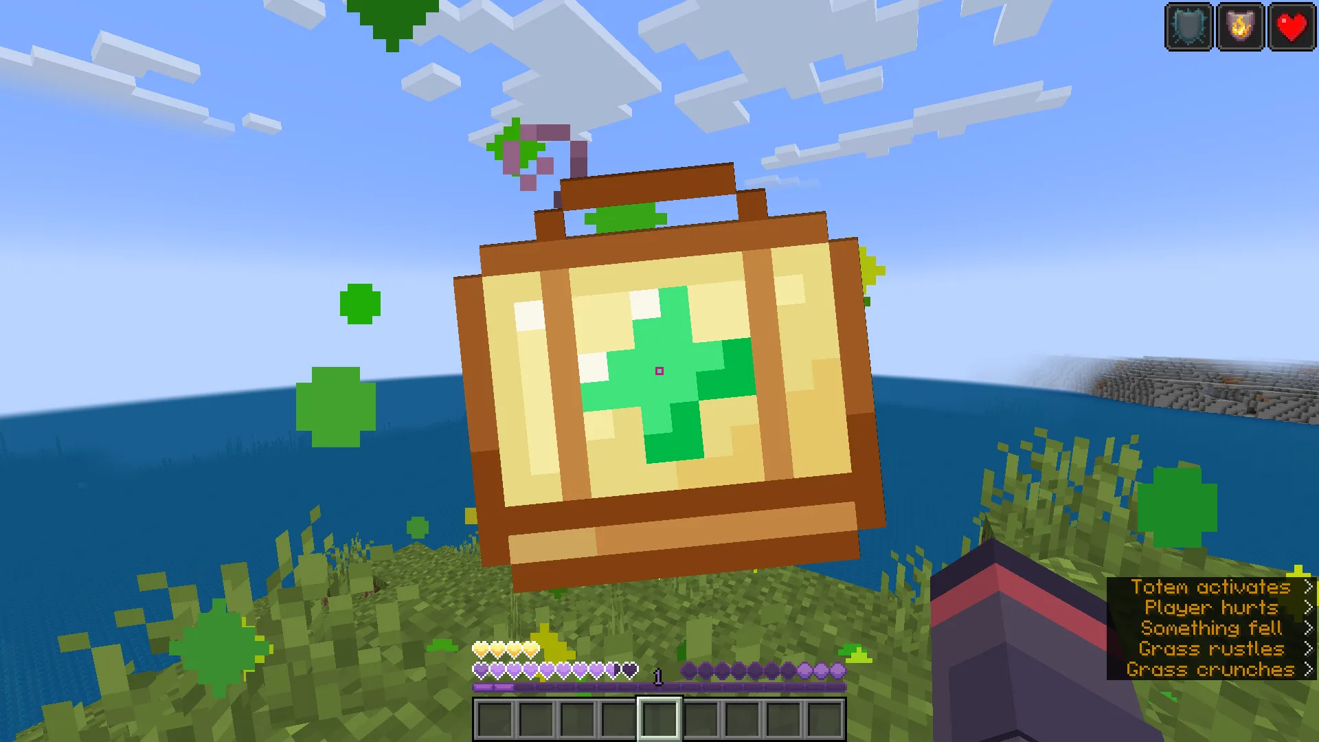 Игровой скриншот с текстурой тотема в виде аптечки.