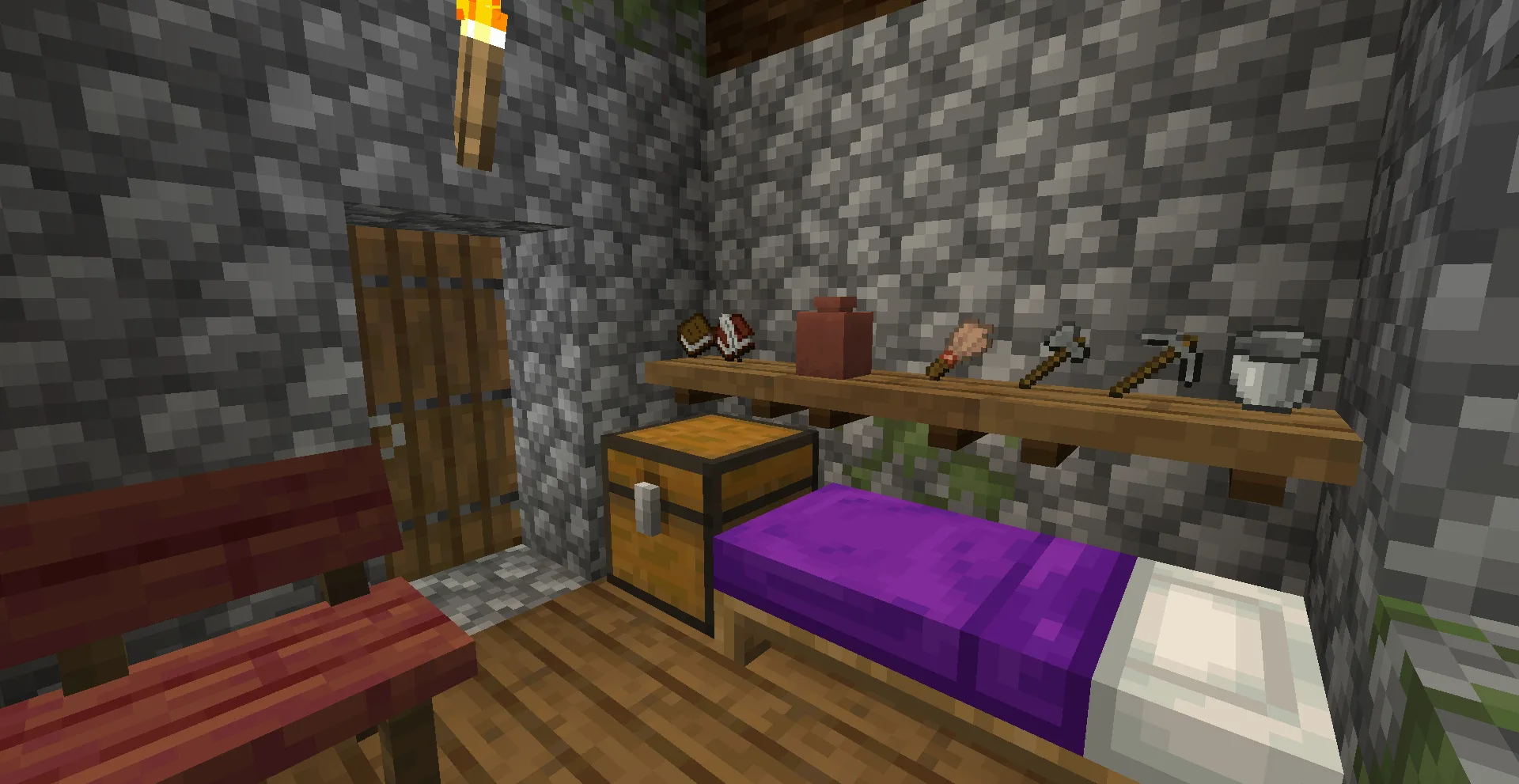 Деревянные полки с декоративными предметами в интерьере дома из мода PolyDecorations.