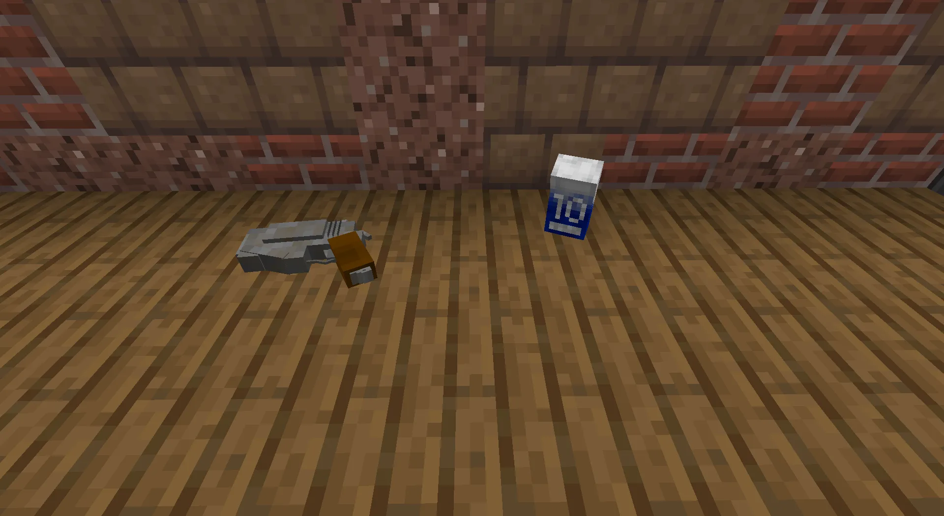 10-мм пистолет и патроны в моде FallCraft