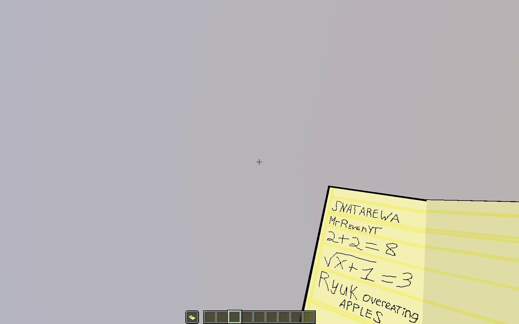 Открытая тетрадь во второй руке