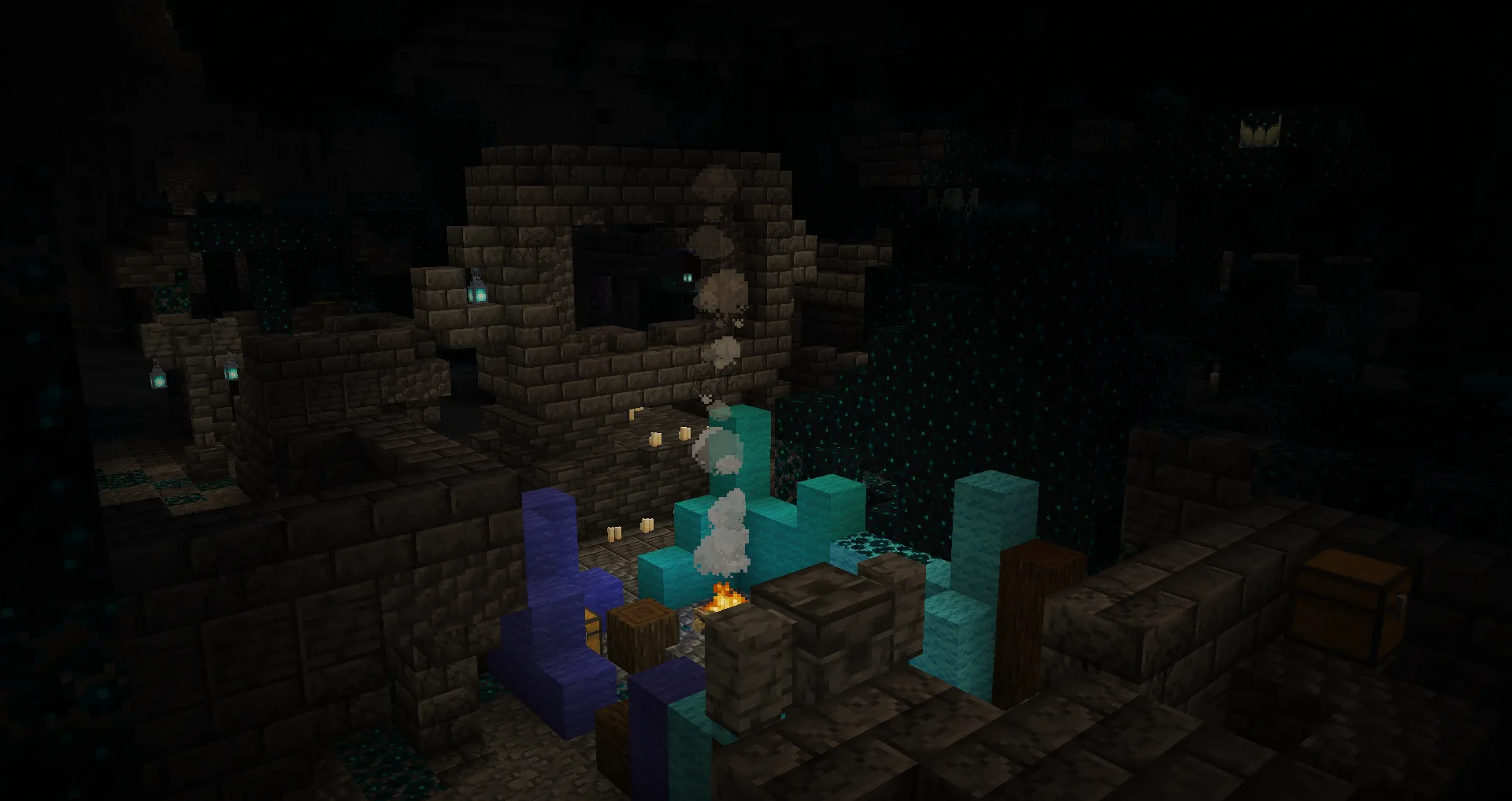 Лагеря разбойников в Древнем городе с уникальными сундуками с добычей.