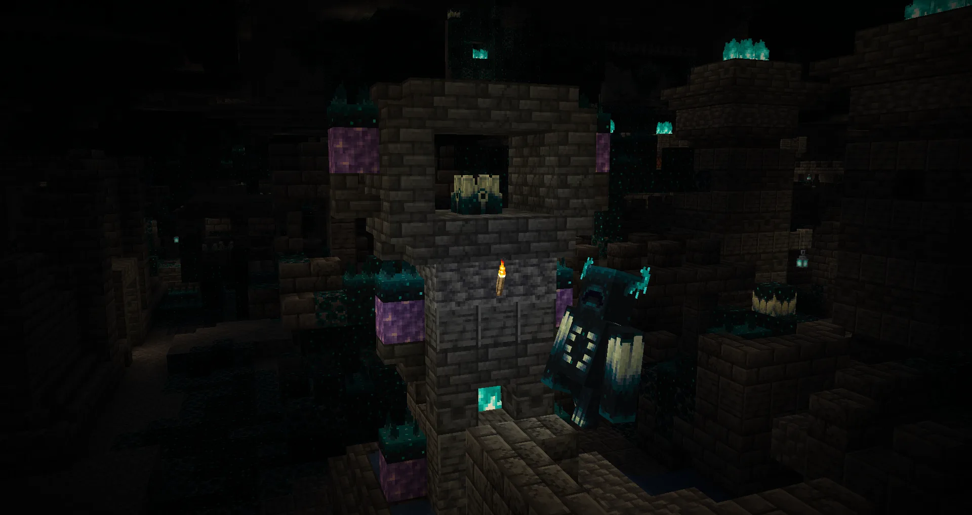 Три типа сигнальных башен из аметиста, генерирующихся в Древнем городе для активации скалк-крикунов.