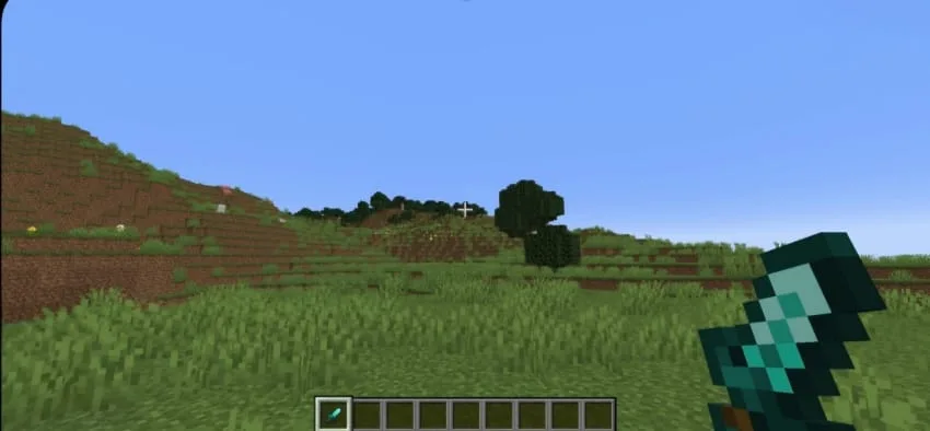 Меч из ресурс-пака Dark’s Tiny Tools в руке персонажа