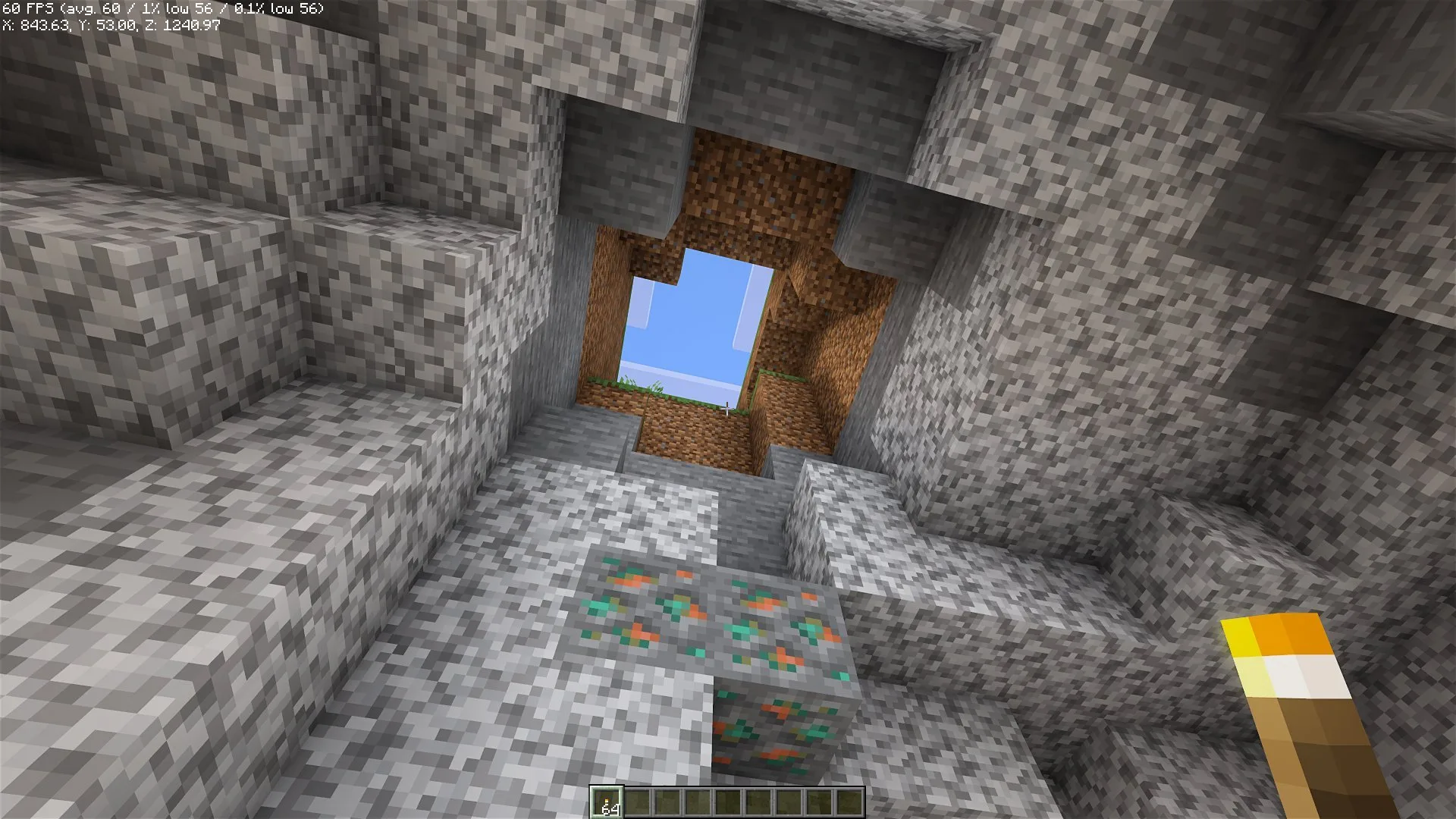 Выход из пещеры в Minecraft.