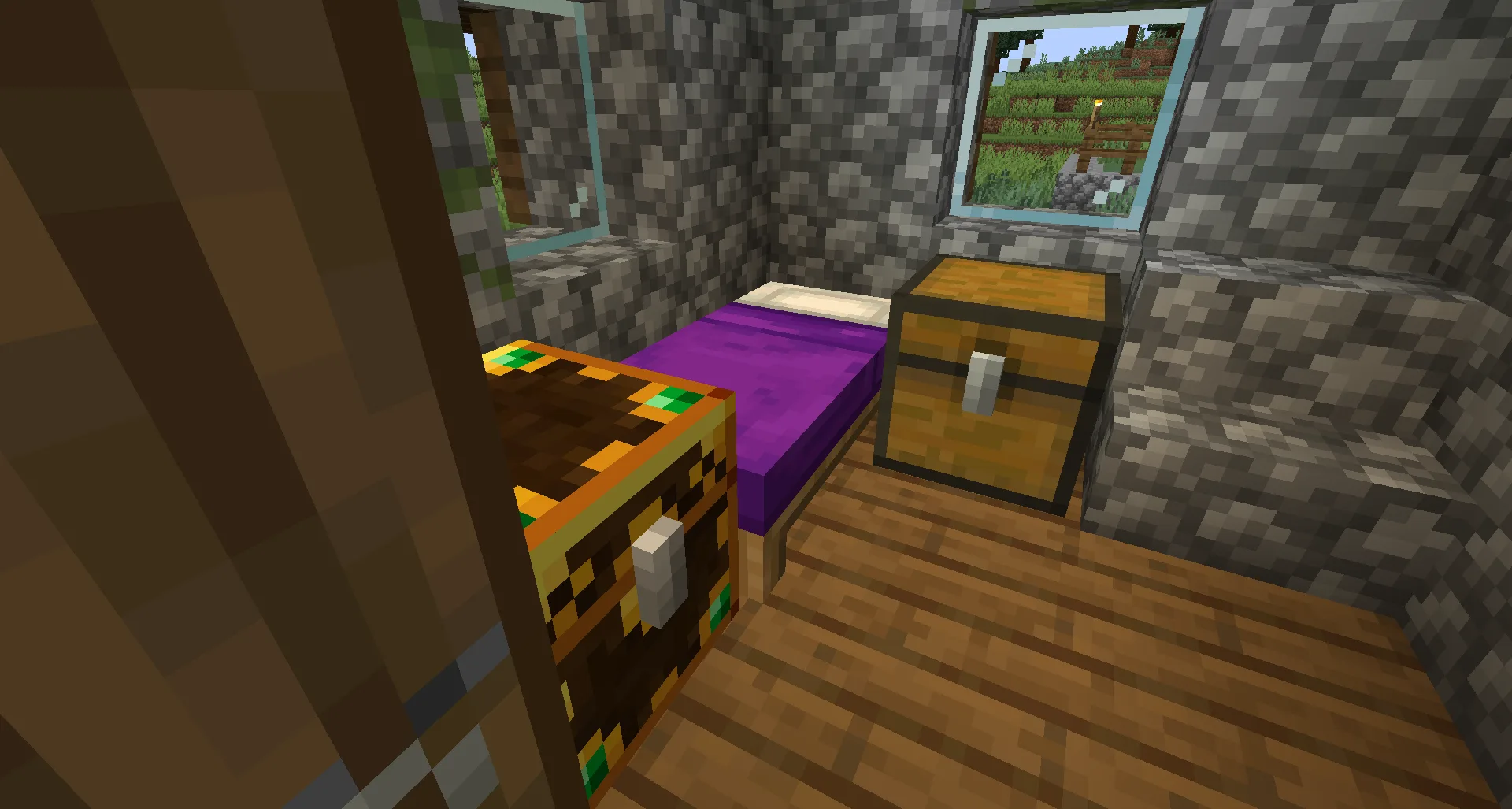 Сундук мода Lootr и обычный сундук рядом.