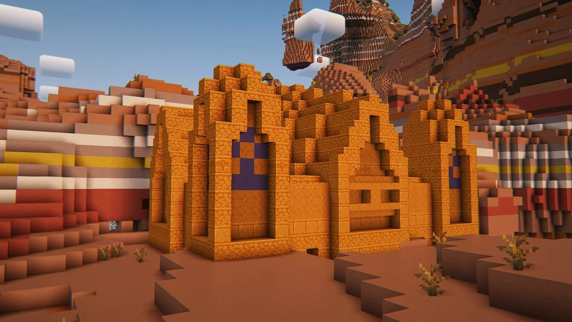 Пирамида в биоме бесплодных земель из проекта Explorify.