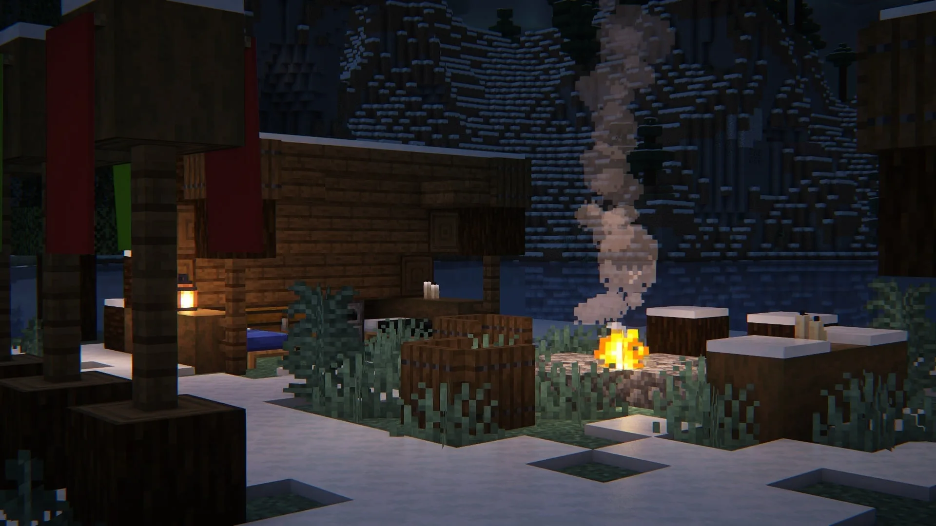 Игровой лагерь с палатками и костром в Minecraft.