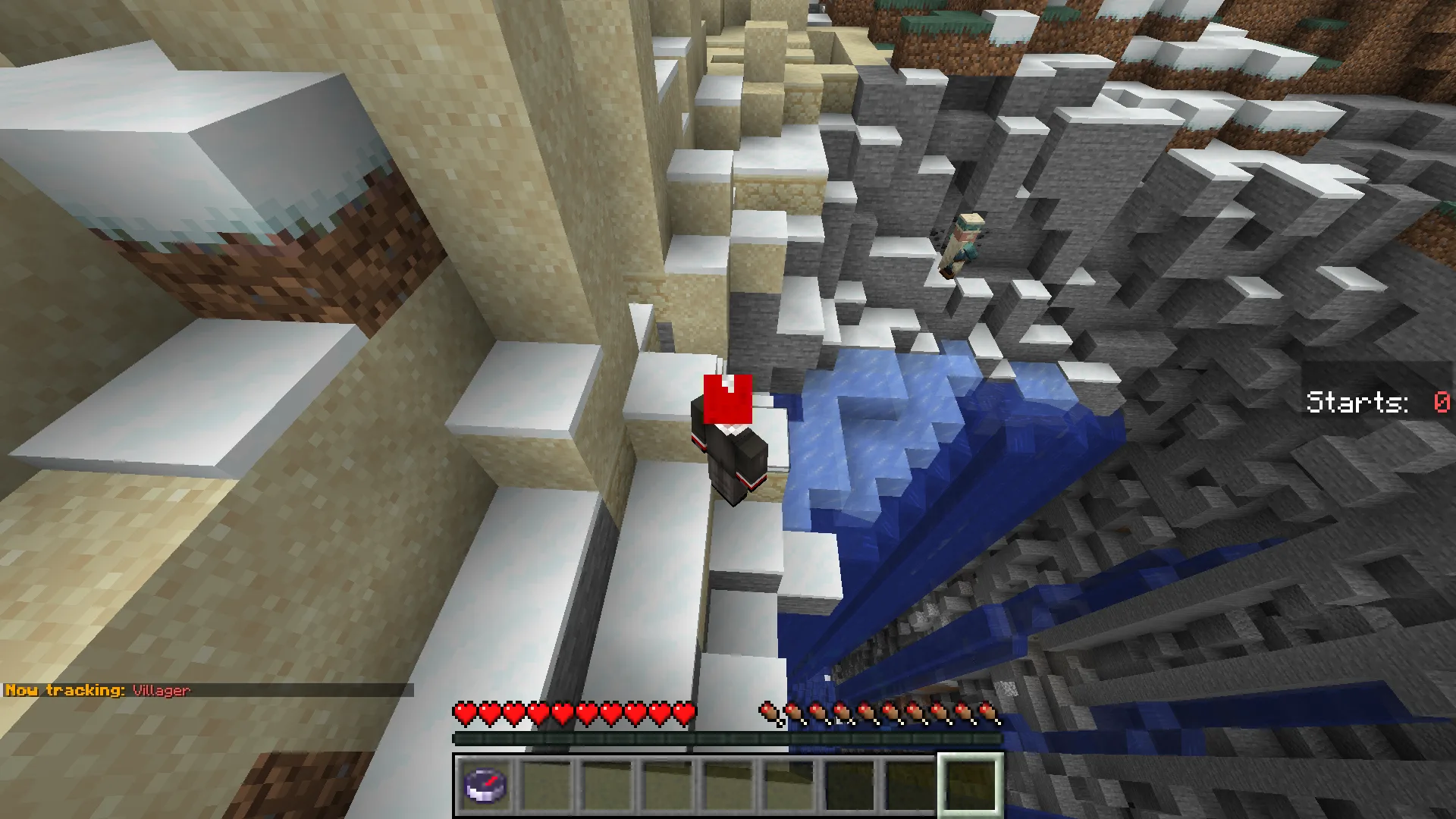 Игрок в режиме Minecraft Manhunt с компасом в руках.