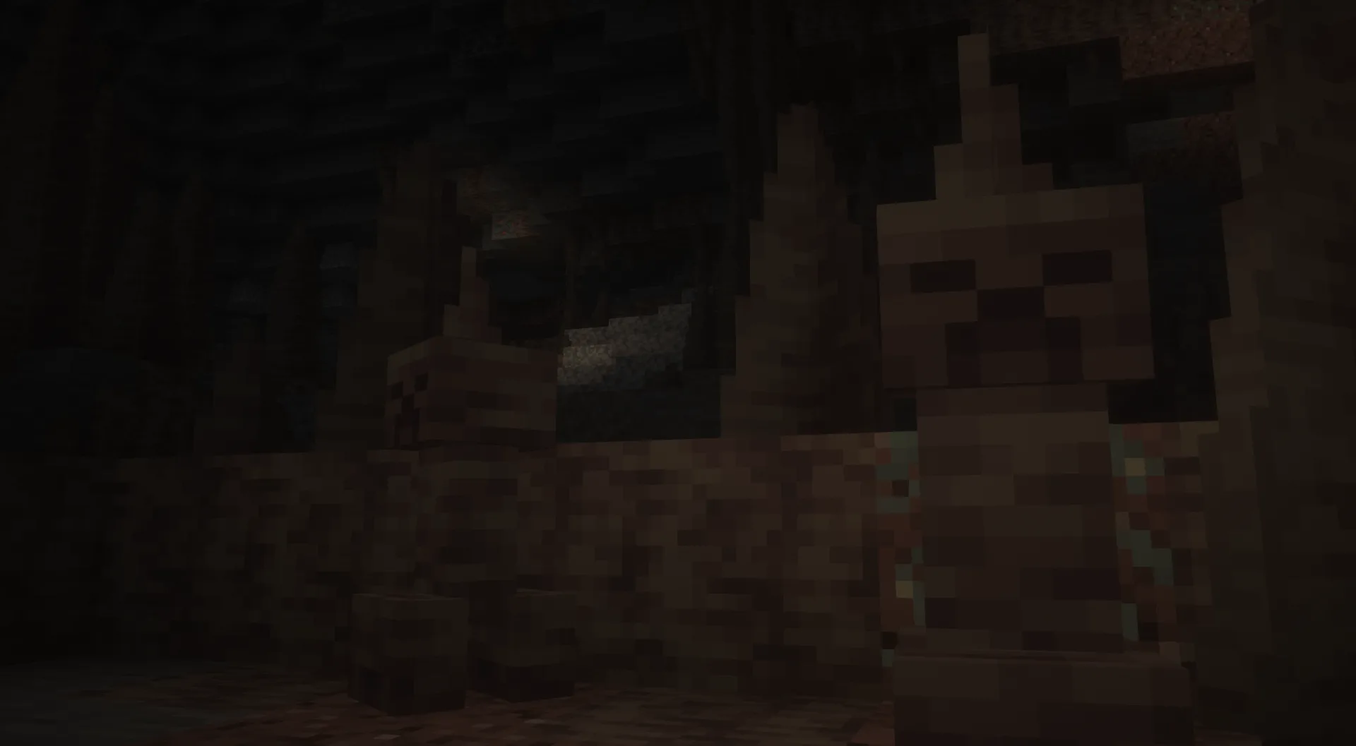 Крипер из мода Creeper Overhaul с текстурой сталактита.