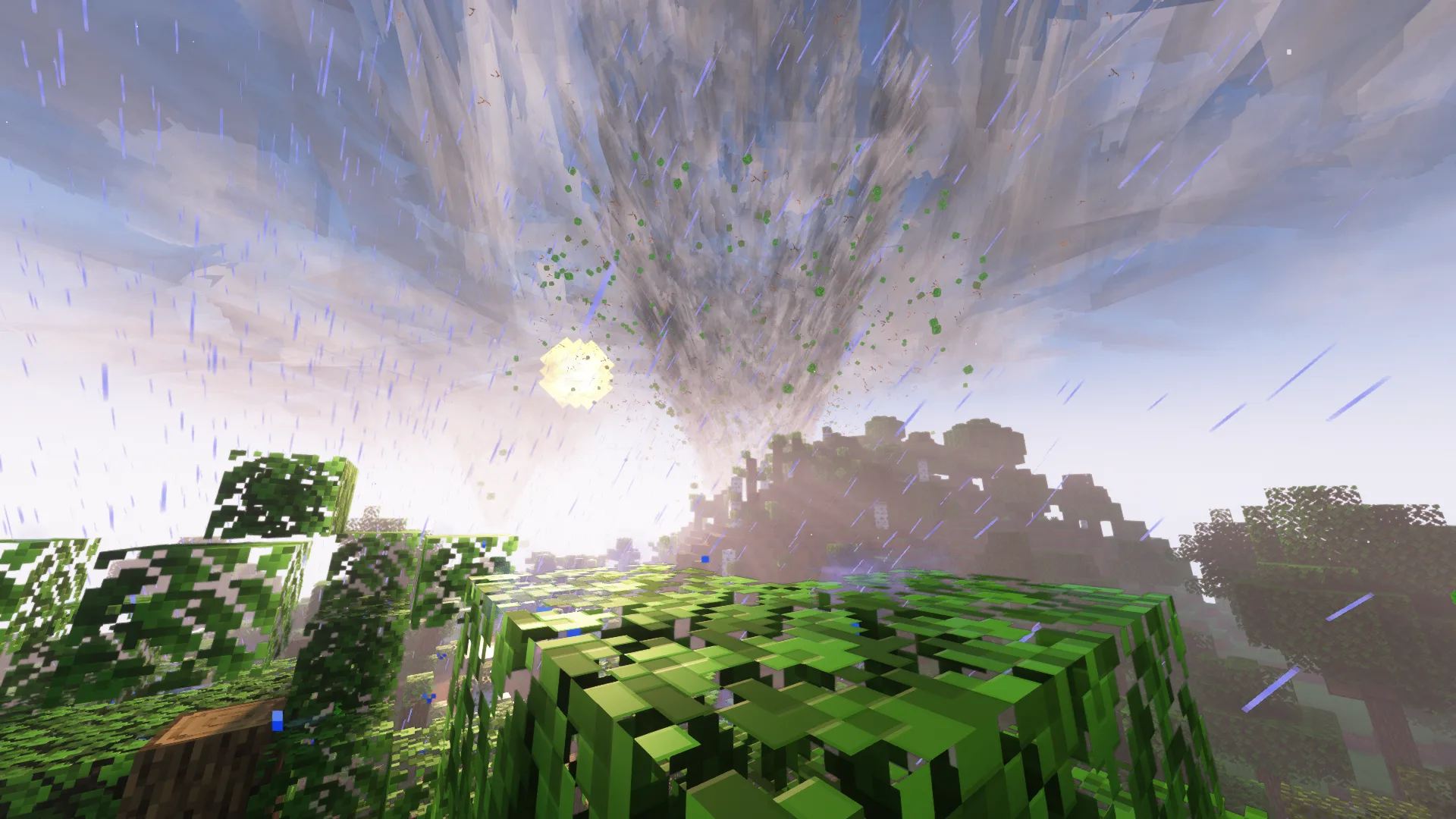 Скриншот торнадо в моде Haru's Enhanced Weather2 для версии 1.18.2 с исправлением облаков.