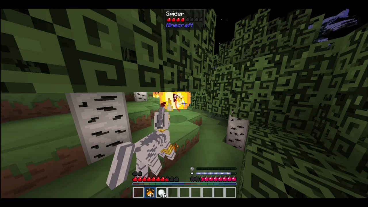 Зебра из мода Pony Origins использует огненный порошок для атаки на паука.