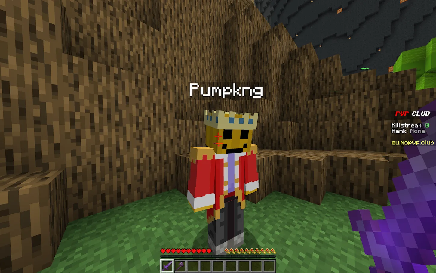 Индикатор атаки Pumpking в состоянии полной зарядки против игрока.