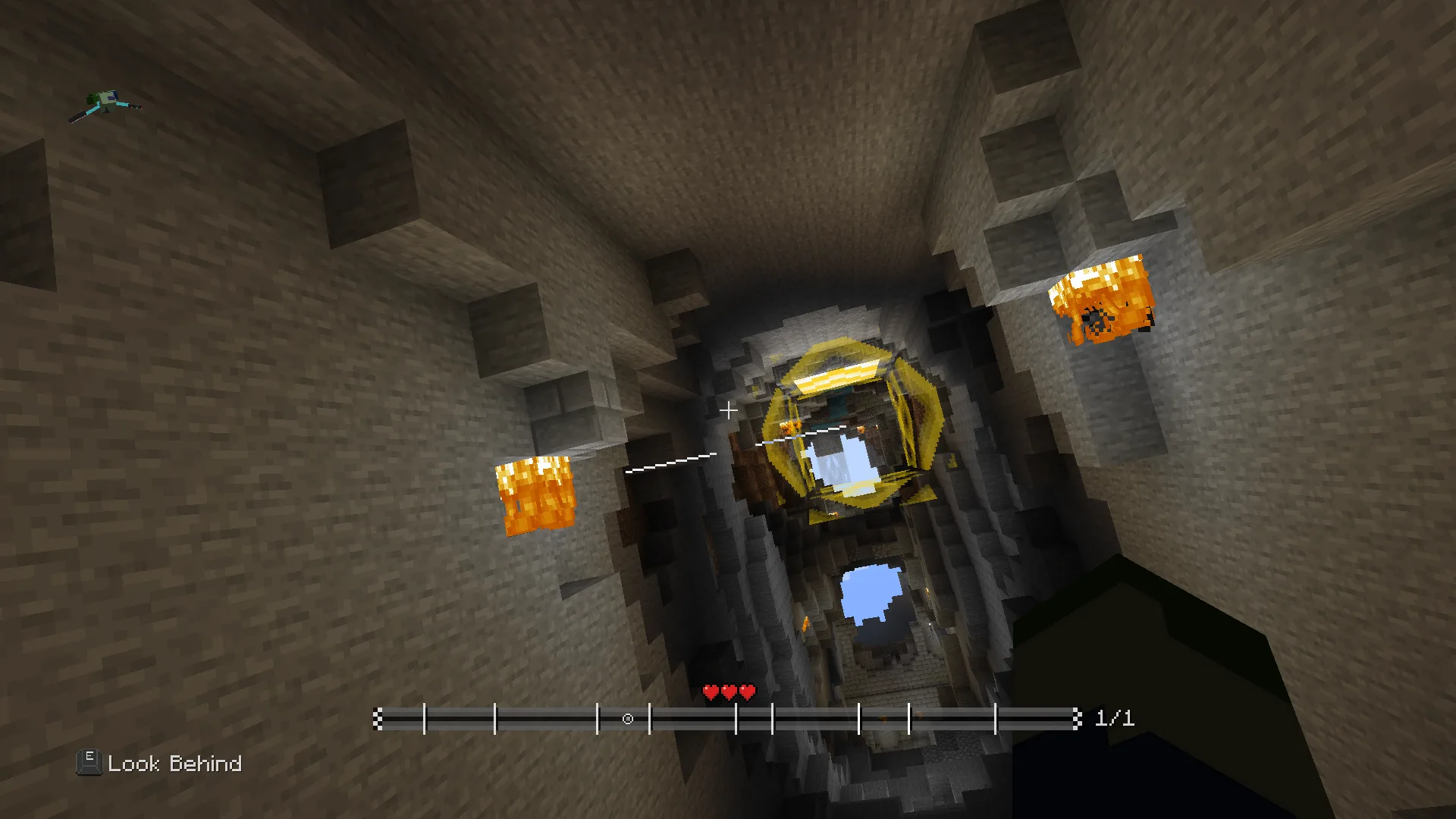 Скриншот игрового процесса Glide в пещере с использованием мода Do A Barrel Roll.