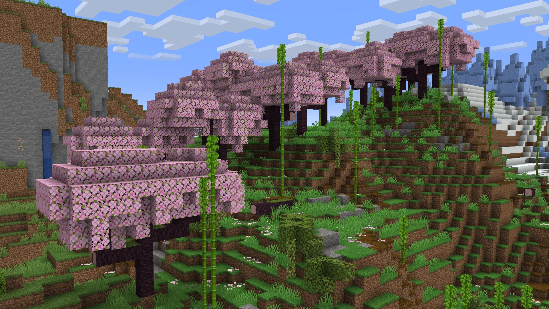 Вишневая роща в Minecraft с модом Geophilic.