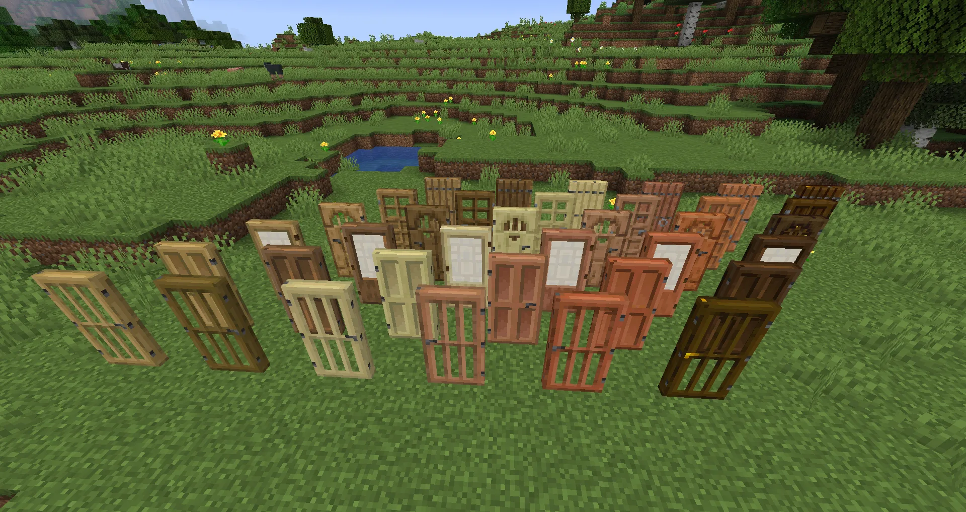 Разноцветные двери в стиле ванильного Minecraft из мода Macaw's Doors.
