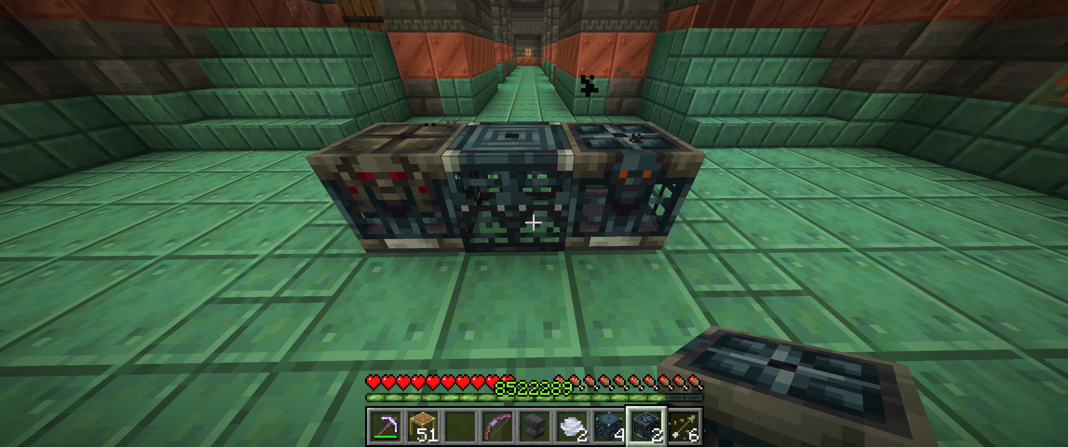 Установленный блок в моде MineableTrials