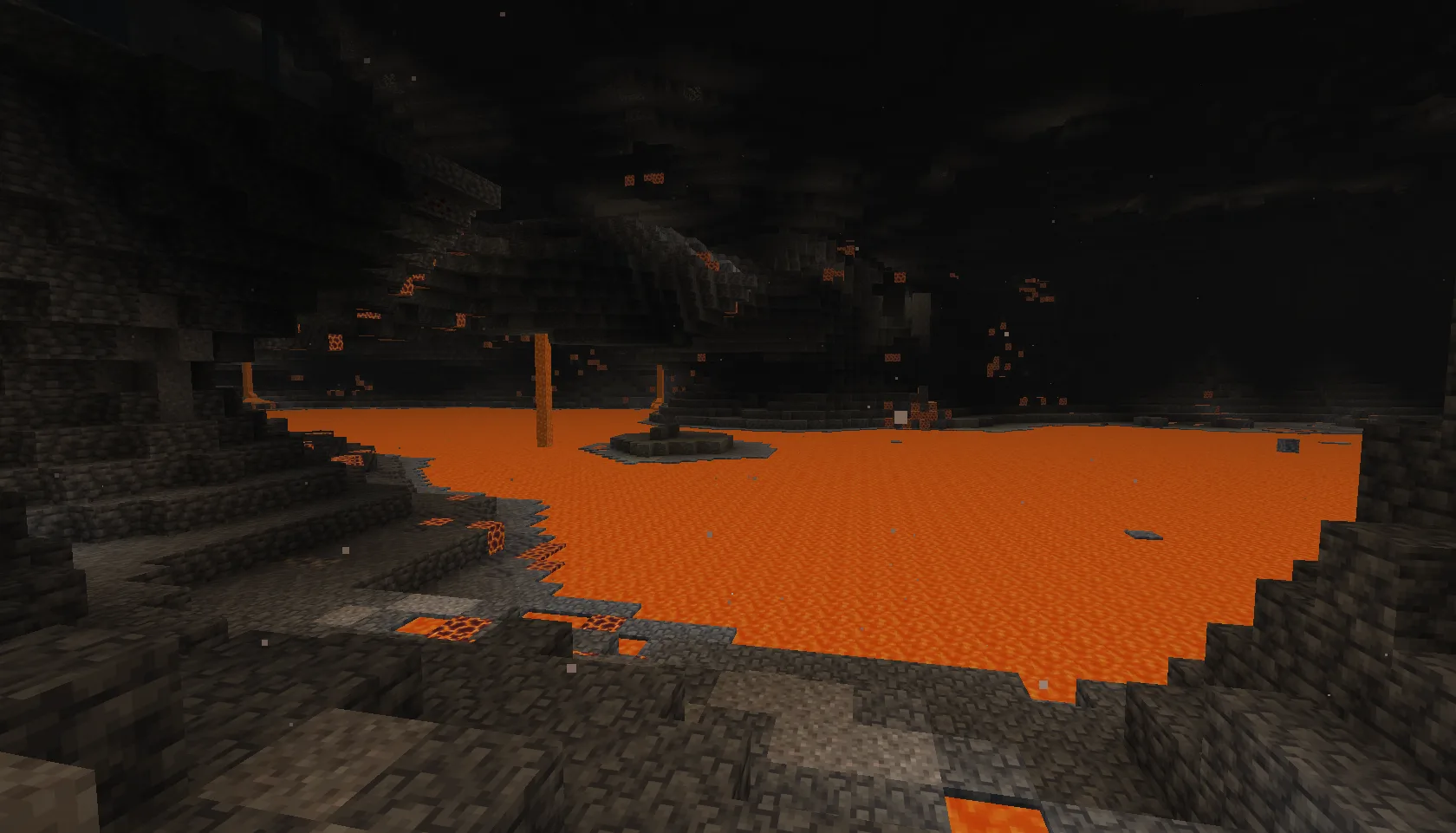 Скриншот адских пещер из мода Cliff under a Branch: глубокие дипслейтовые пещеры с лавой, магмой и криперами.