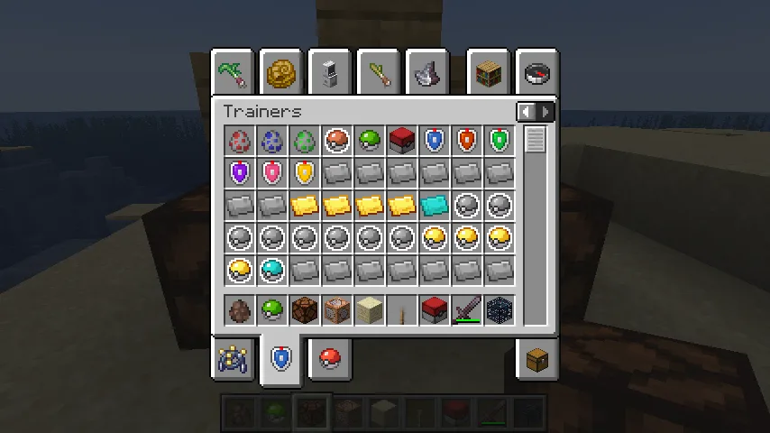 Инвентарь с предметами для битв в Cobblemon.