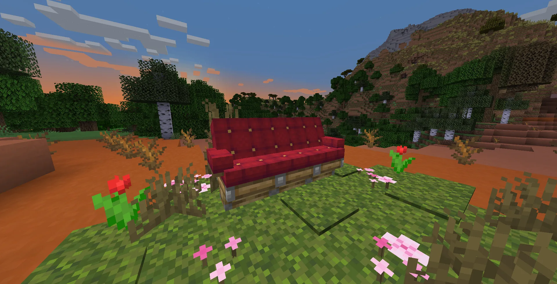 Диван из трех красных кресел из мода Create: Interiors.