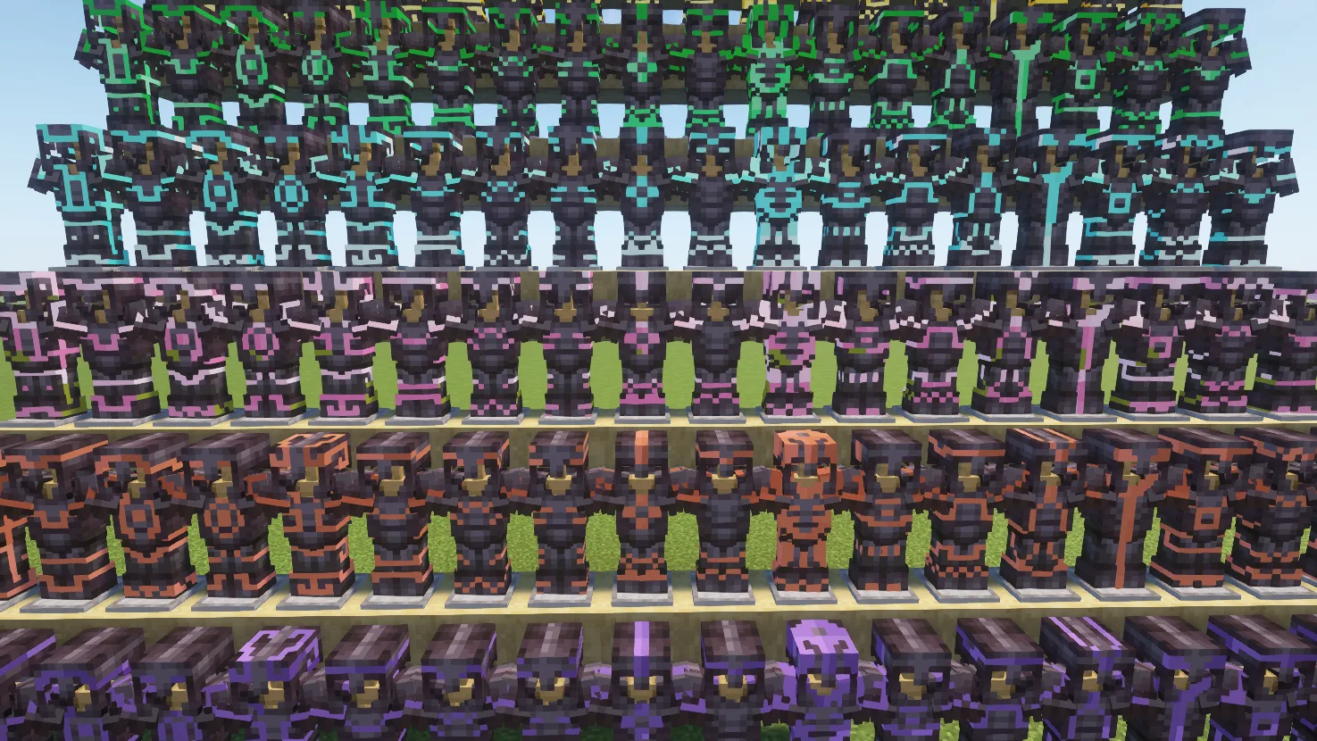 Броня с сияющими узорами в вишневых оттенках.