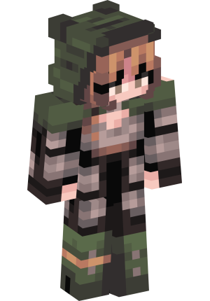 Лесной разведчик в капюшоне